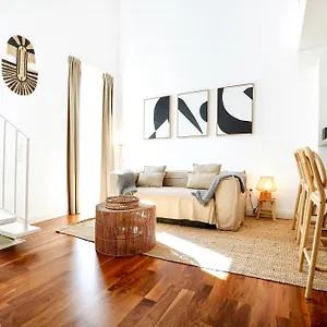 Vacation Time Apartment